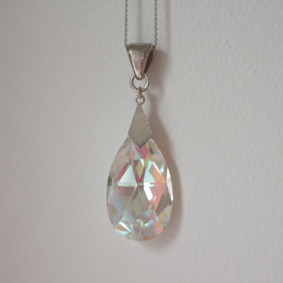 Caroline Neron - Crystal Pendant - Picture 2 of 7